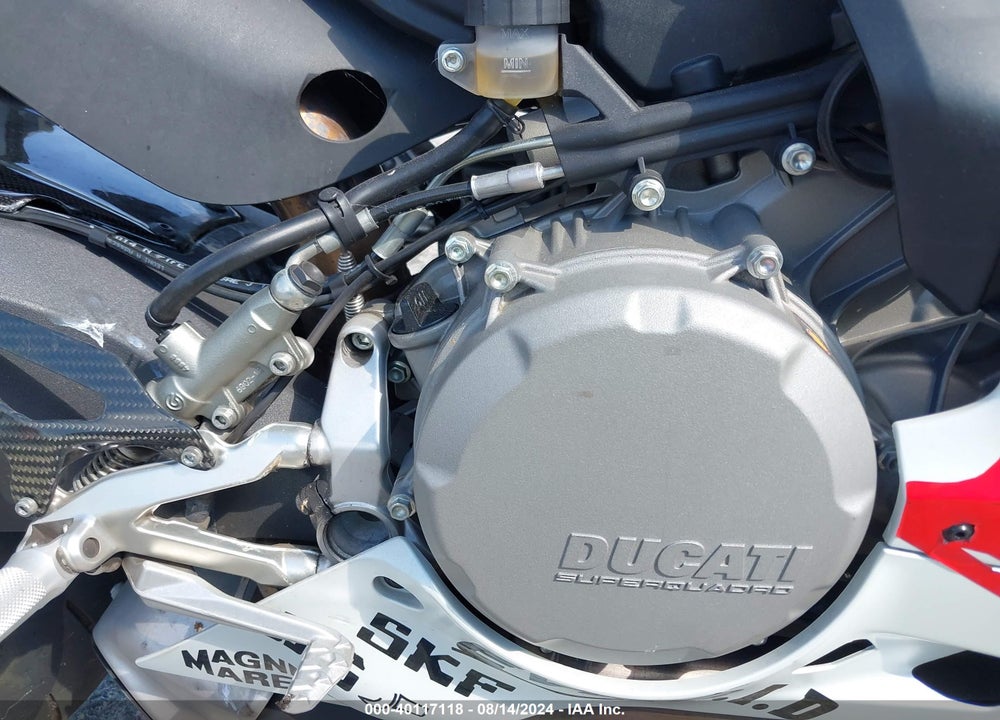2016 DUCATI SUPERBIKE 959 PANIGALE VIN: ZDM14B1W7GB002211