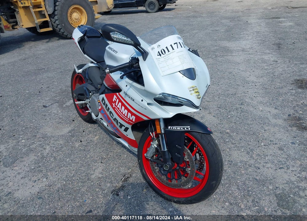 2016 DUCATI SUPERBIKE 959 PANIGALE VIN: ZDM14B1W7GB002211