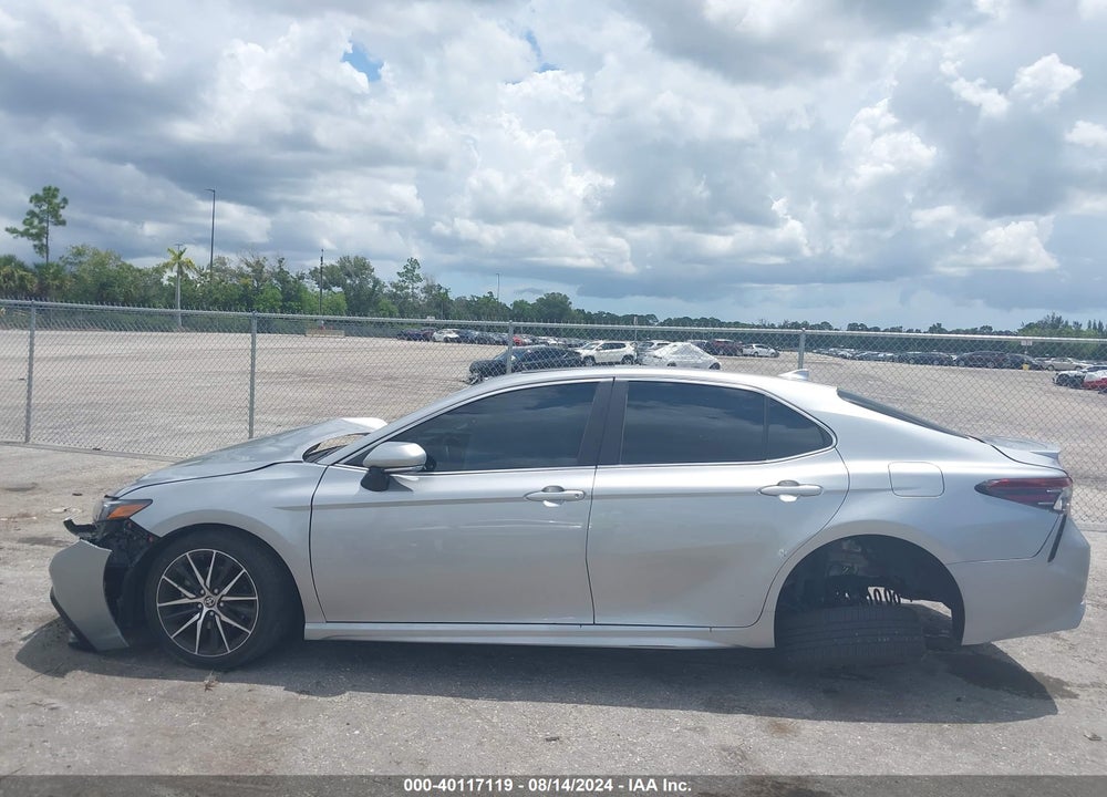 2021 TOYOTA CAMRY SE VIN: 4T1T11AK0MU615156