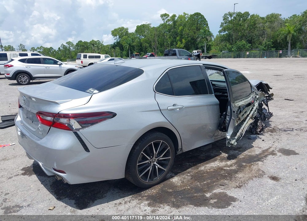 2021 TOYOTA CAMRY SE VIN: 4T1T11AK0MU615156