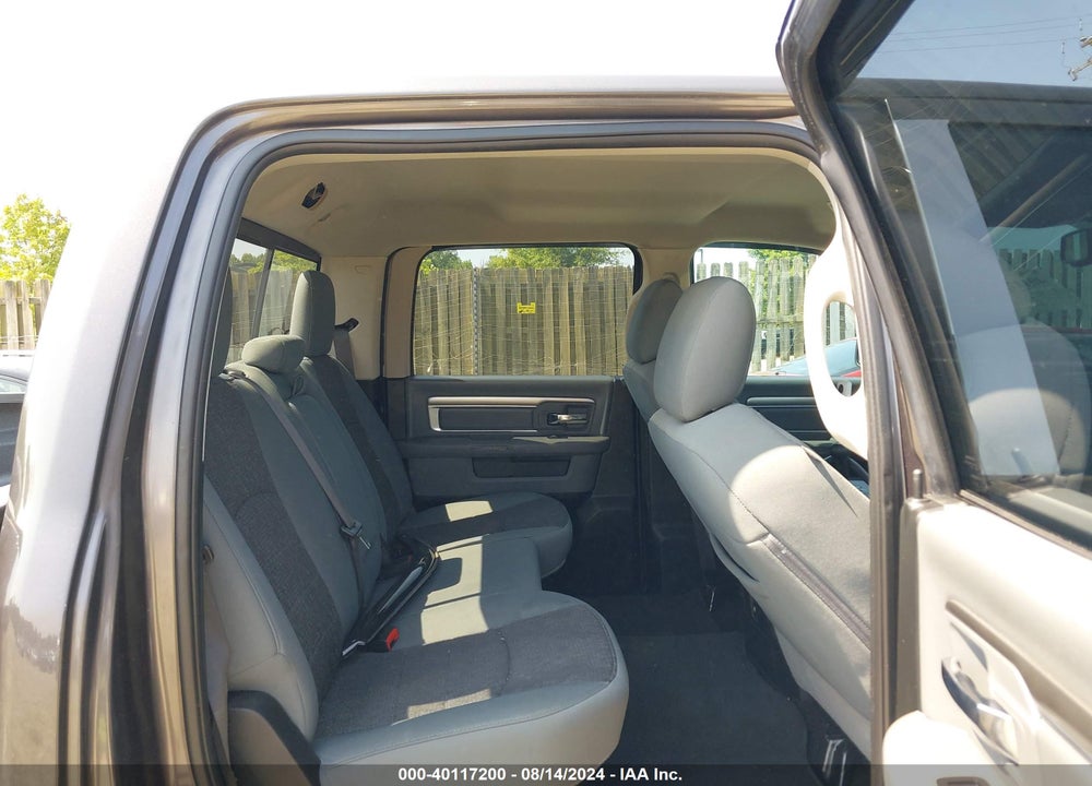 2019 RAM 1500 CLASSIC BIG HORN 4X4 5'7 BOX VIN: 1C6RR7LT0KS571031
