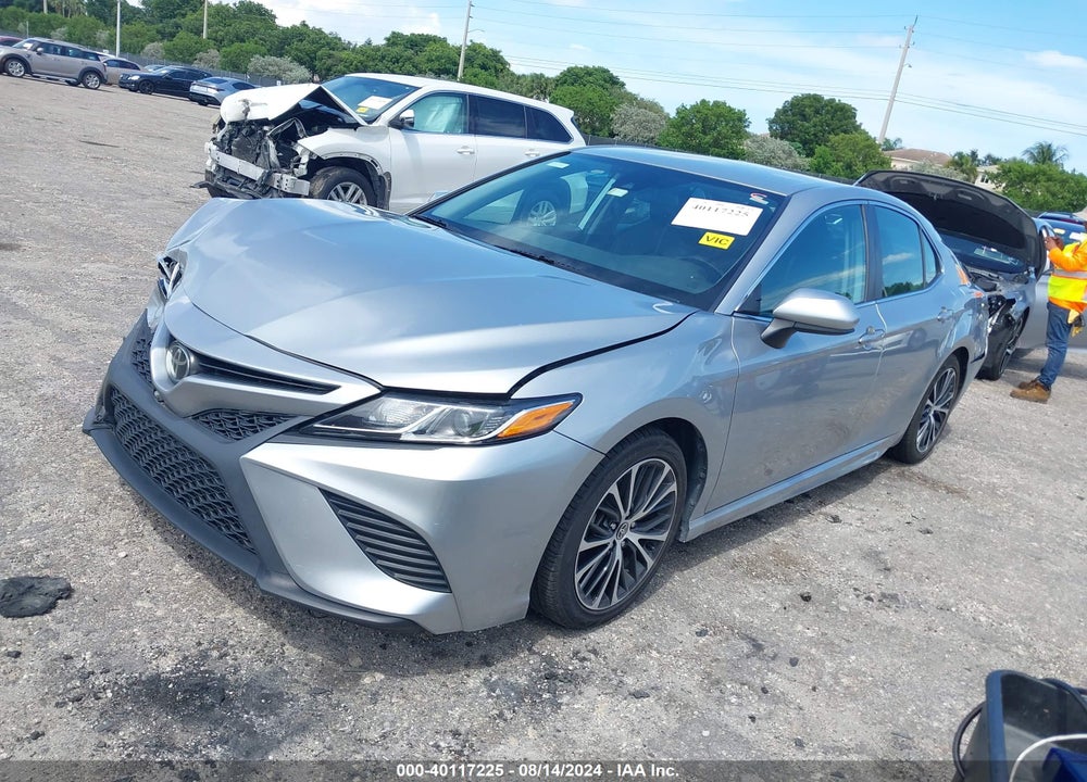 2020 TOYOTA CAMRY SE VIN: 4T1G11AK5LU501640