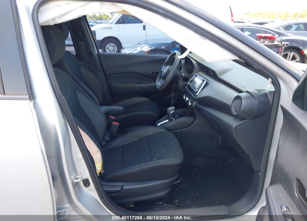 2019 NISSAN KICKS VIN: 3N1CP5CU2KL562835