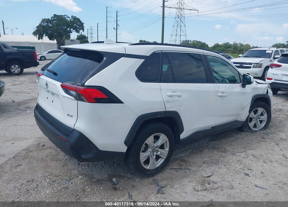 2021 TOYOTA RAV4 XLE VIN: 2T3W1RFVXMW184394
