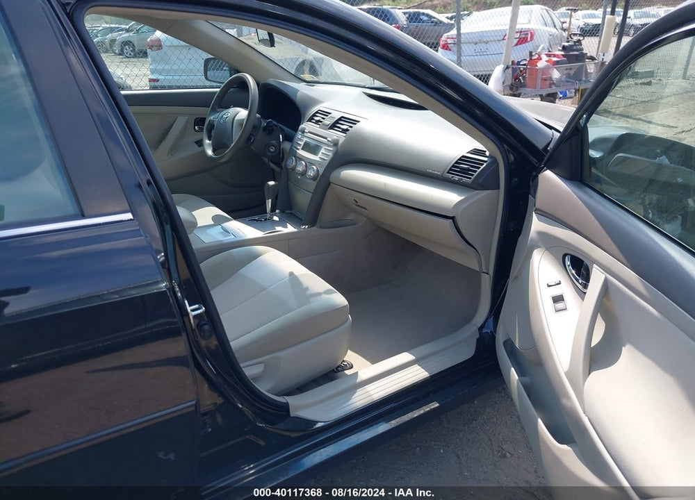 2011 TOYOTA CAMRY LE VIN: 4T1BF3EK4BU195773