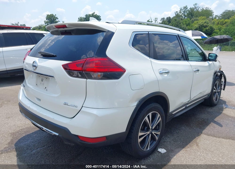 2017 NISSAN ROGUE SL VIN: 5N1AT2MV9HC818751