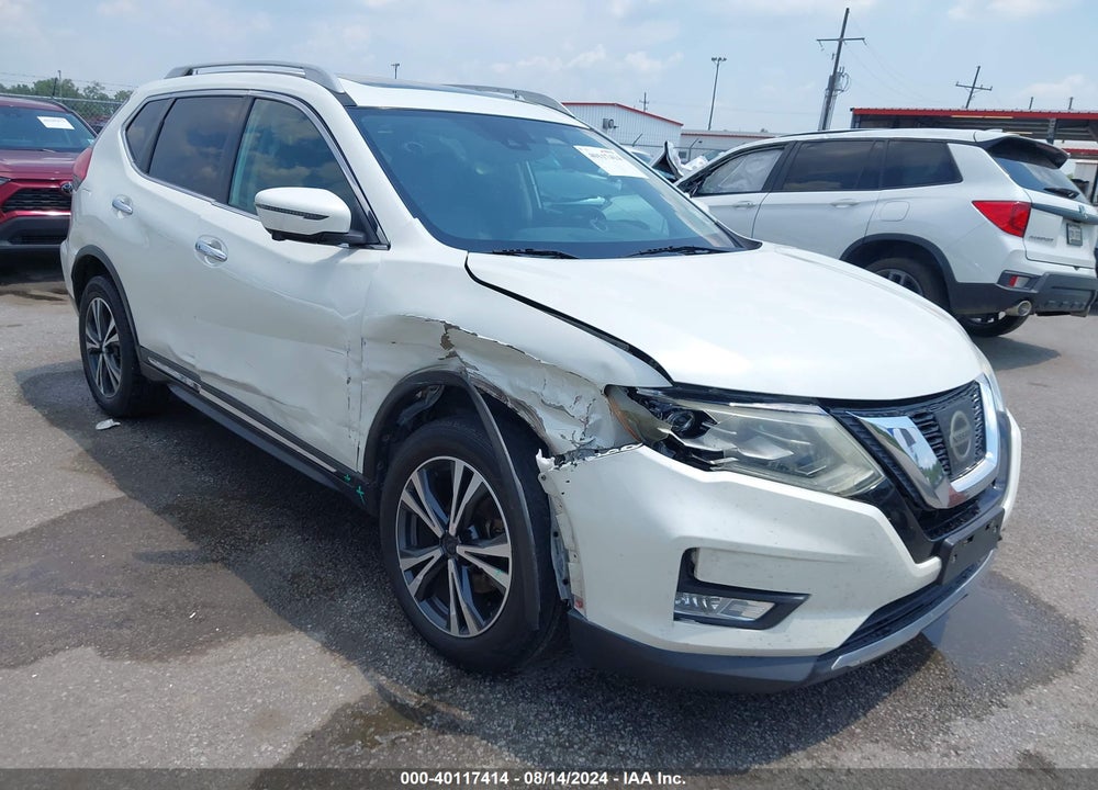 2017 NISSAN ROGUE SL VIN: 5N1AT2MV9HC818751