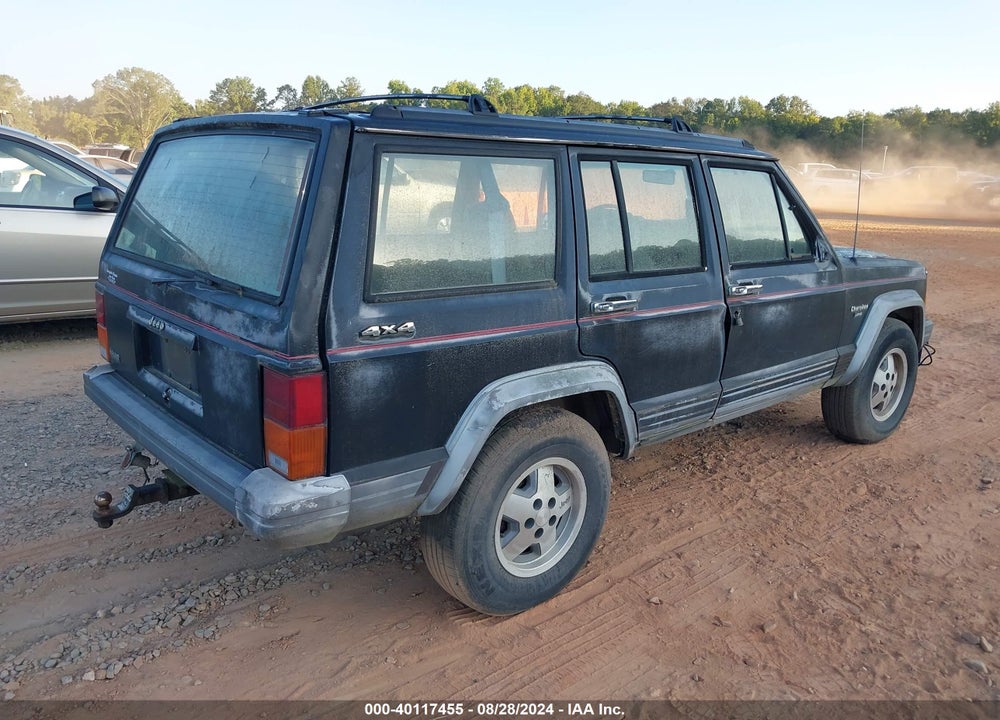 1992 JEEP CHEROKEE LAREDO VIN: 1J4FJ58SXNL115957