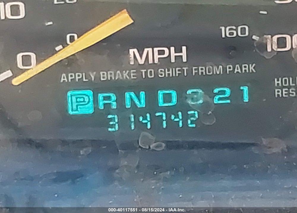 2000 GMC SIERRA 1500 VIN: 1GTEC19V3YZ308160