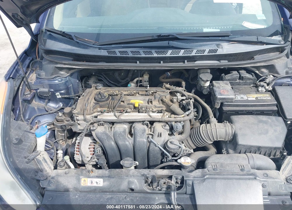2013 HYUNDAI ELANTRA GLS VIN: 5NPDH4AE1DH227704