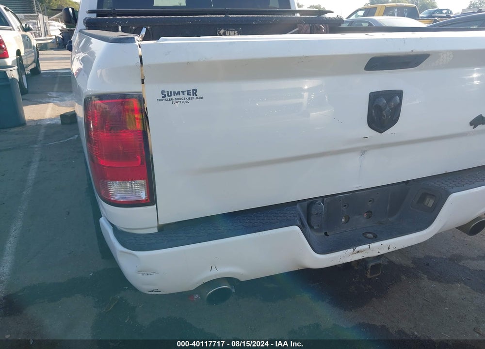 2017 RAM 1500 EXPRESS QUAD CAB 4X2 6'4 BOX VIN: 1C6RR6FT5HS679613