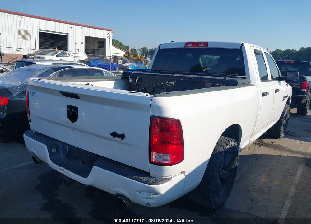 2017 RAM 1500 EXPRESS QUAD CAB 4X2 6'4 BOX VIN: 1C6RR6FT5HS679613