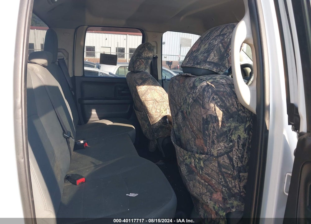 2017 RAM 1500 EXPRESS QUAD CAB 4X2 6'4 BOX VIN: 1C6RR6FT5HS679613