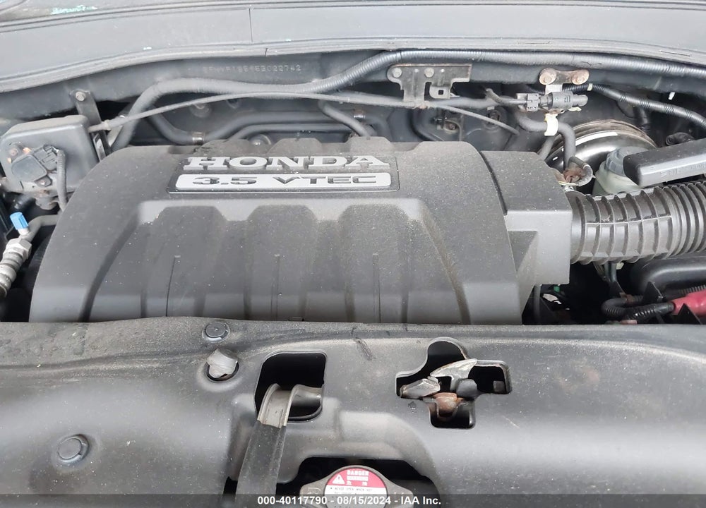 2005 HONDA PILOT EX-L VIN: 5FNYF18595B022742