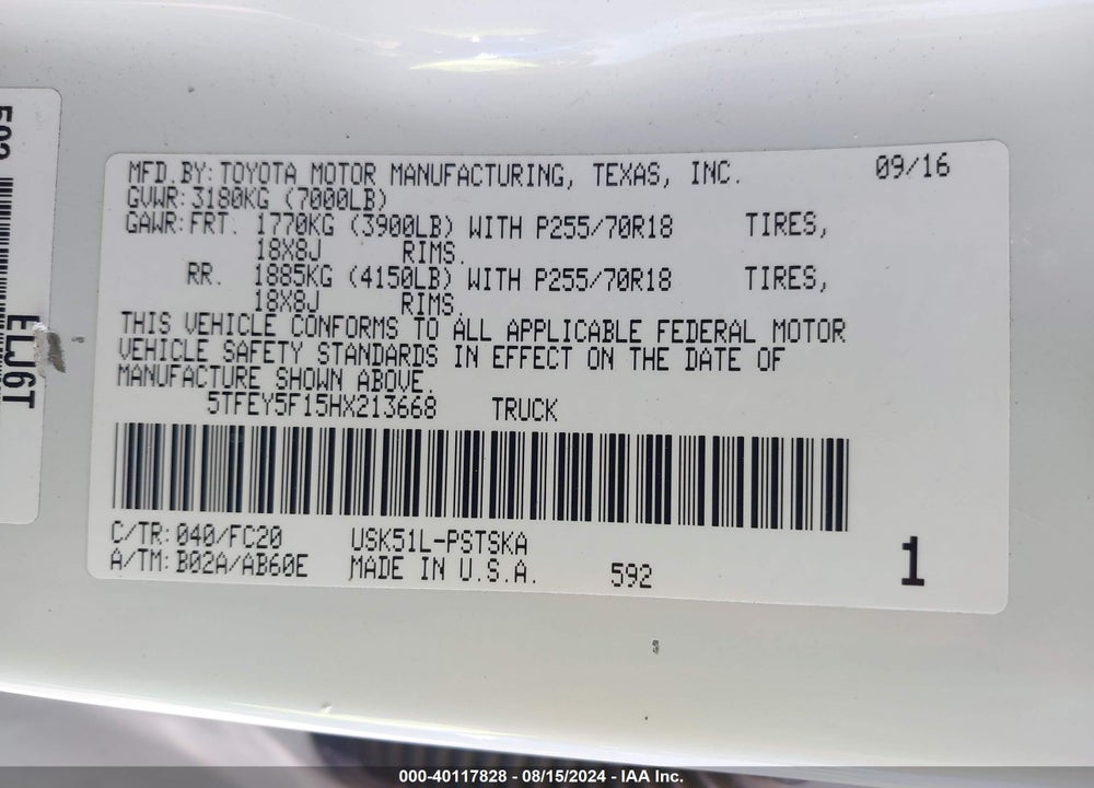 2017 TOYOTA TUNDRA SR5 5.7L V8 VIN: 5TFEY5F15HX213668