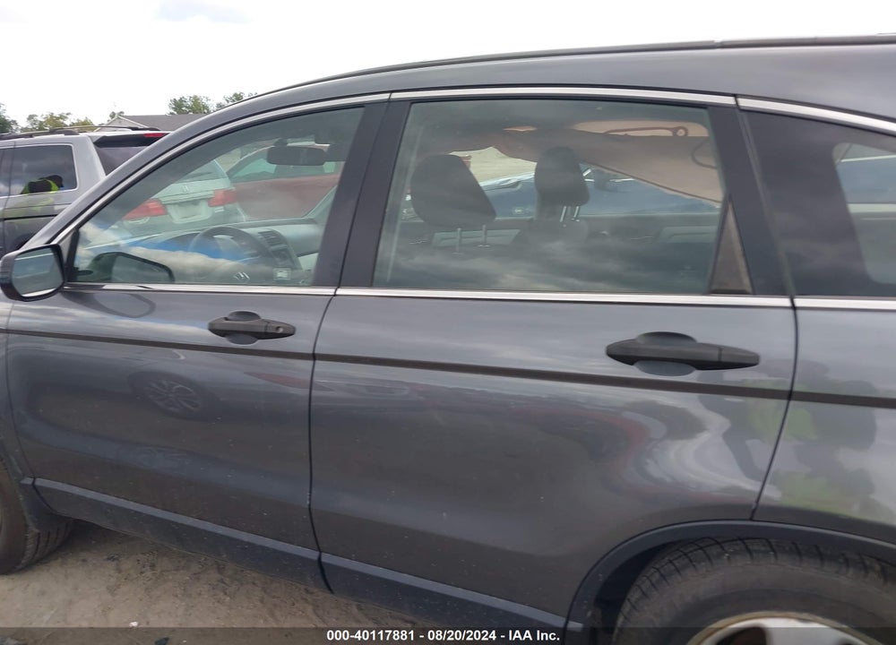 2011 HONDA CR-V LX VIN: JHLRE4H30BC016797