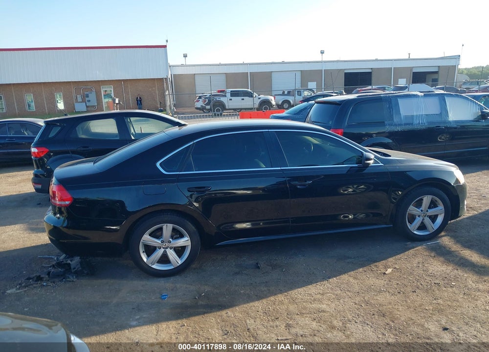 2013 VOLKSWAGEN PASSAT 2.5L SE VIN: 1VWBH7A34DC001592