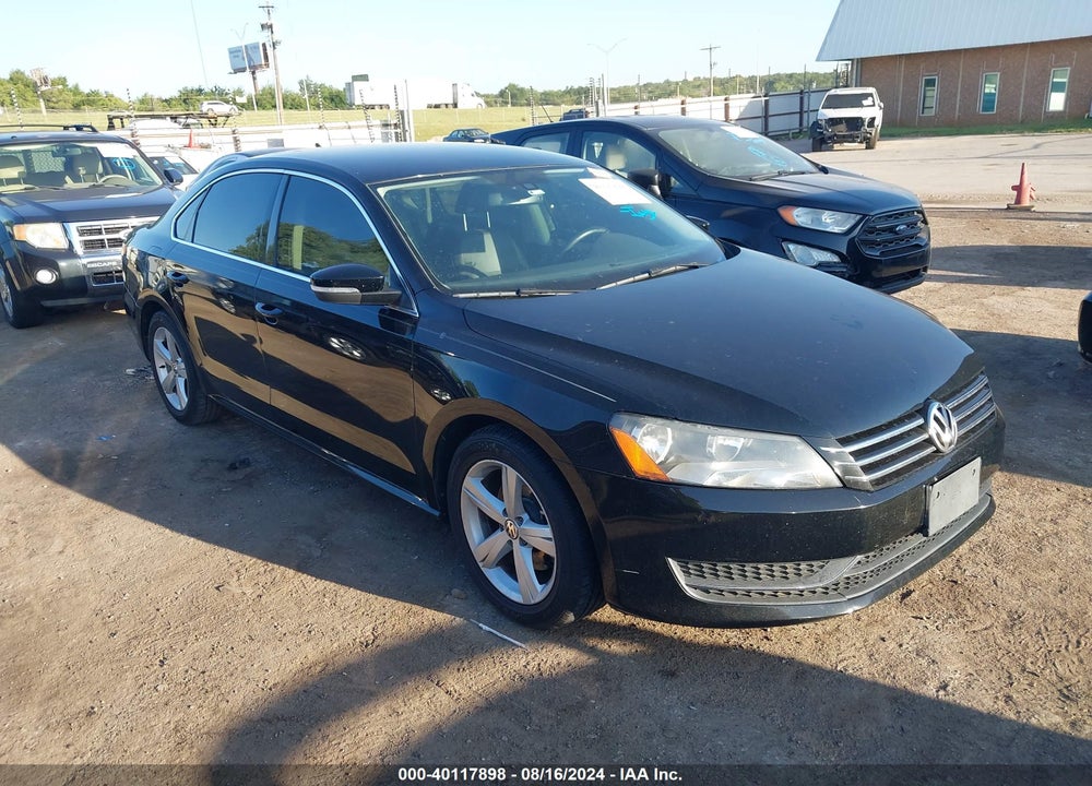 2013 VOLKSWAGEN PASSAT 2.5L SE VIN: 1VWBH7A34DC001592