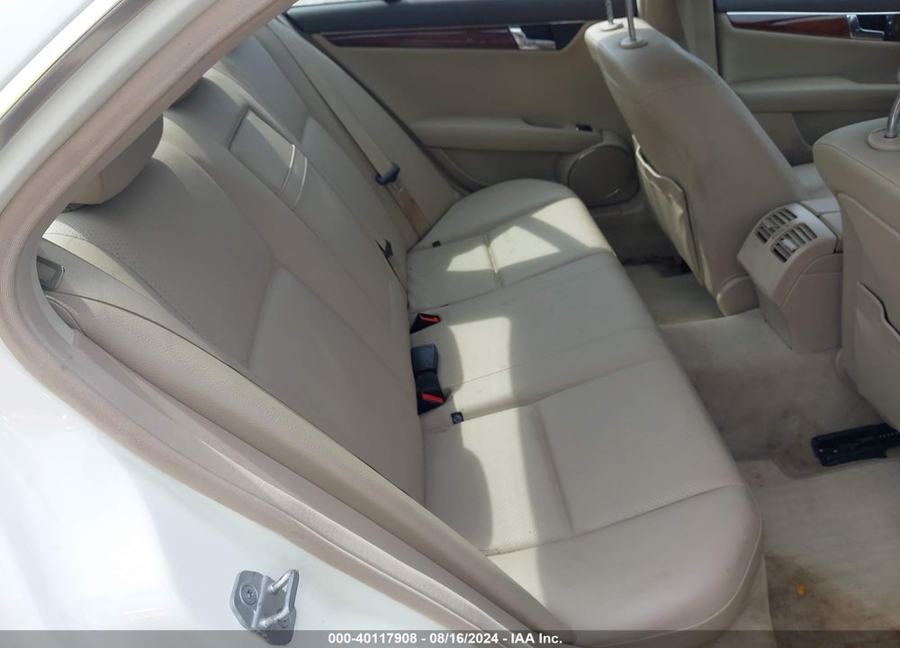 2010 MERCEDES-BENZ C 300 LUXURY 4MATIC/SPORT 4MATIC VIN: WDDGF8BB6AR131625
