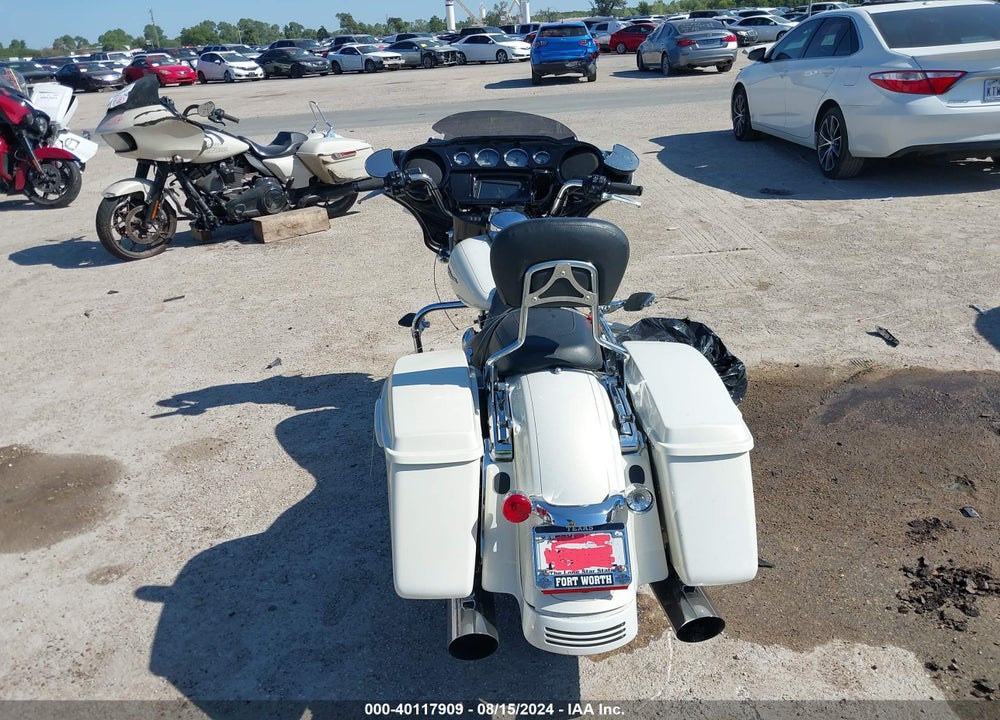 2014 HARLEY-DAVIDSON FLHXS STREET GLIDE SPECIAL VIN: 1HD1KRM19EB634780