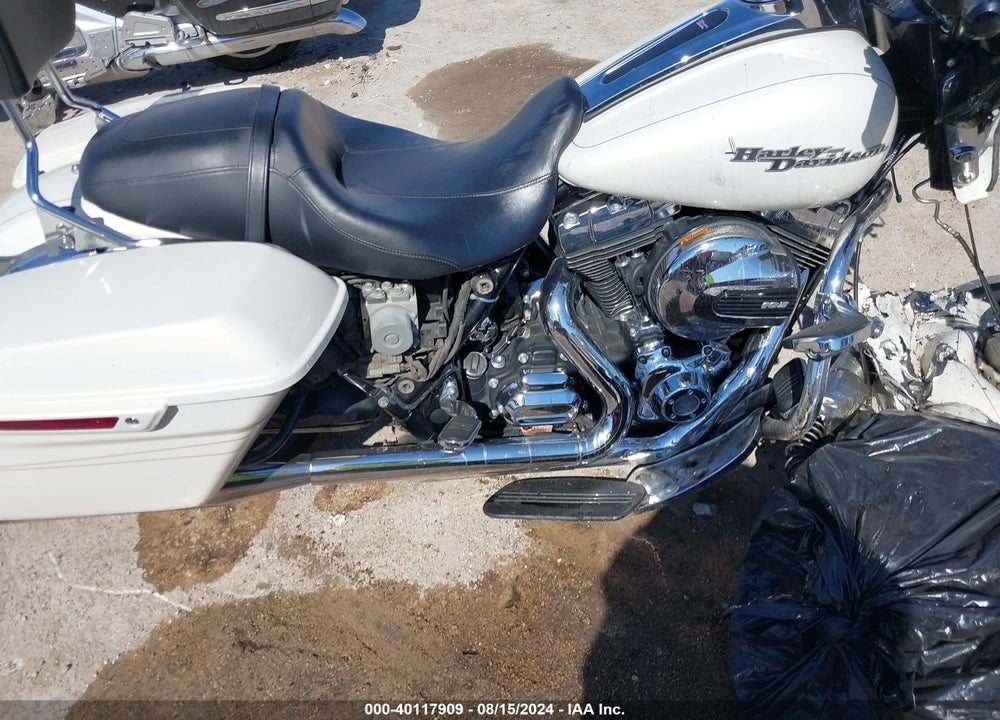 2014 HARLEY-DAVIDSON FLHXS STREET GLIDE SPECIAL VIN: 1HD1KRM19EB634780
