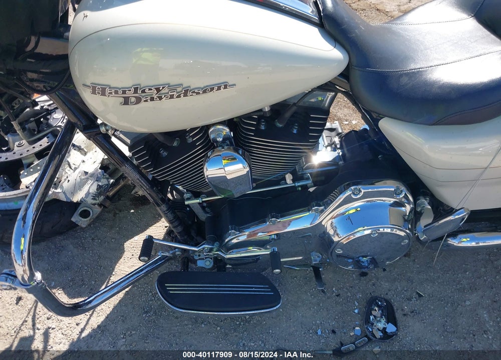 2014 HARLEY-DAVIDSON FLHXS STREET GLIDE SPECIAL VIN: 1HD1KRM19EB634780
