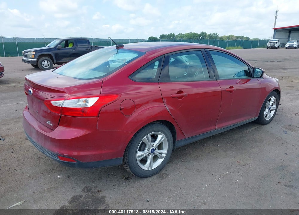 2014 FORD FOCUS SE VIN: 1FADP3F24EL186452