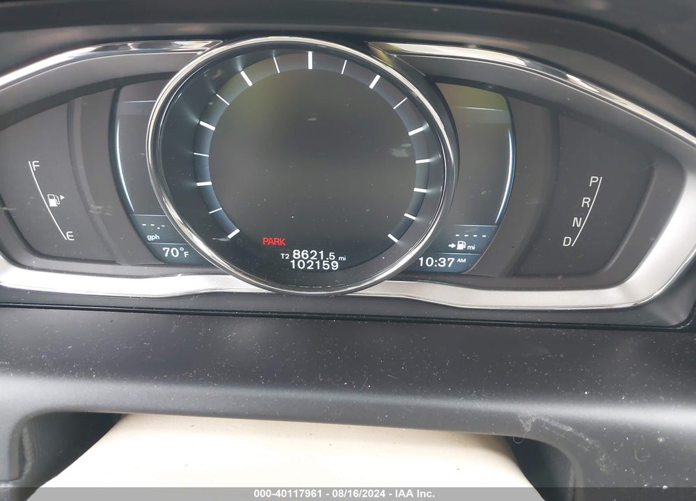 2016 VOLVO XC60 T5 PLATINUM VIN: YV4612RM9G2781136