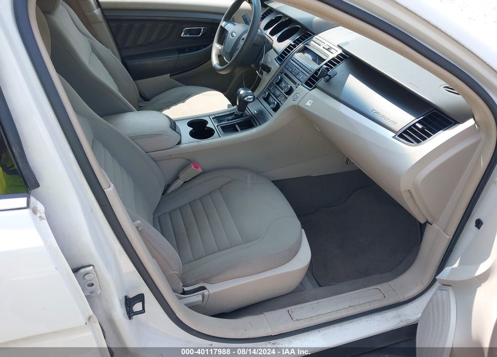 2010 FORD TAURUS SE VIN: 1FAHP2DW9AG162202