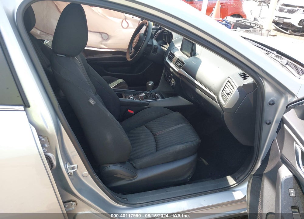 2018 MAZDA 3 SPORT VIN: 3MZBN1U74JM231860