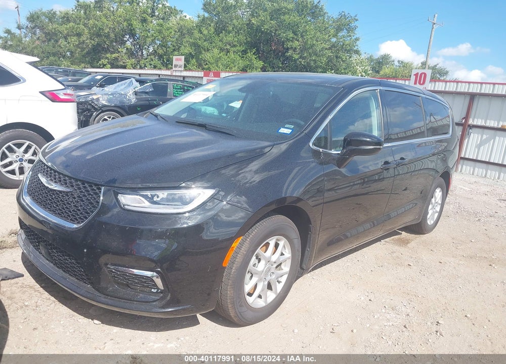 2024 CHRYSLER PACIFICA TOURING L VIN: 2C4RC1BG0RR151230
