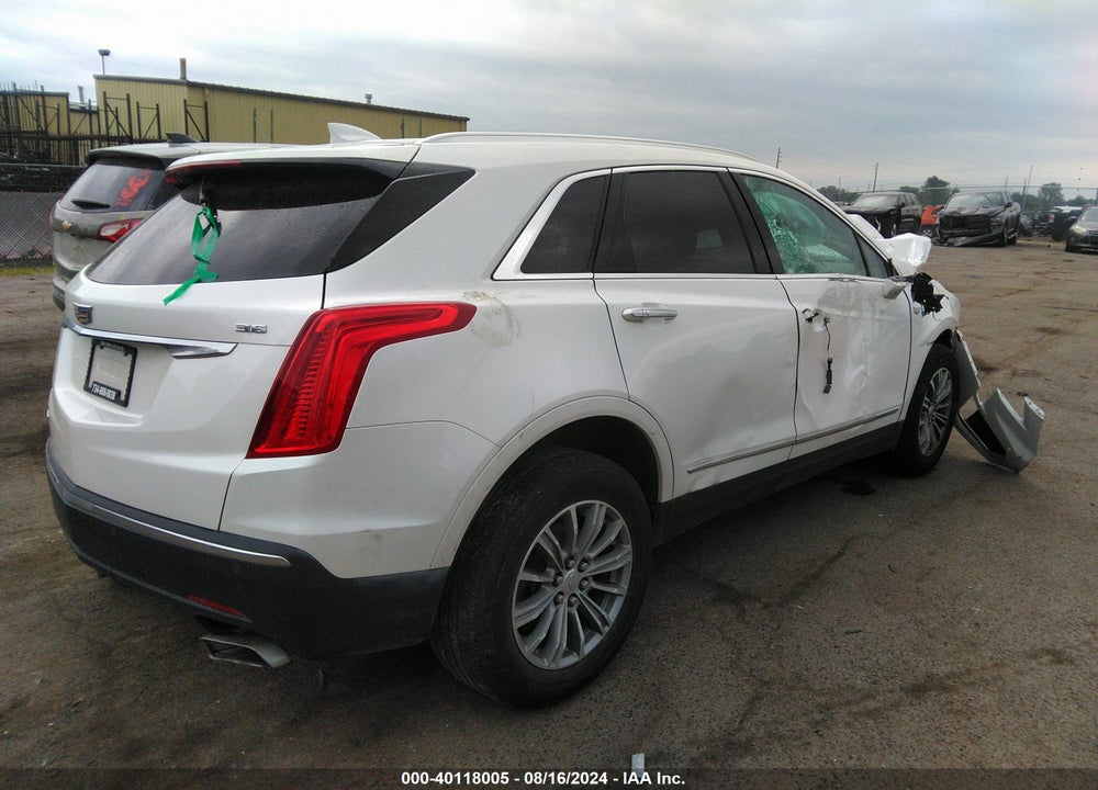 2017 CADILLAC XT5 LUXURY VIN: 1GYKNDRS8HZ143897