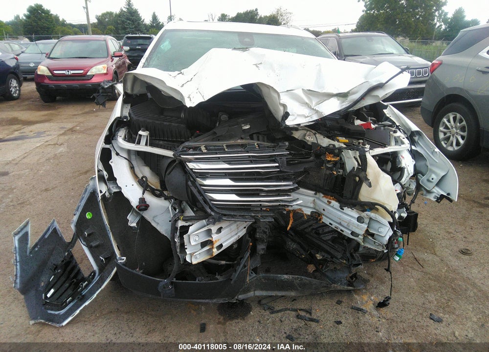 2017 CADILLAC XT5 LUXURY VIN: 1GYKNDRS8HZ143897