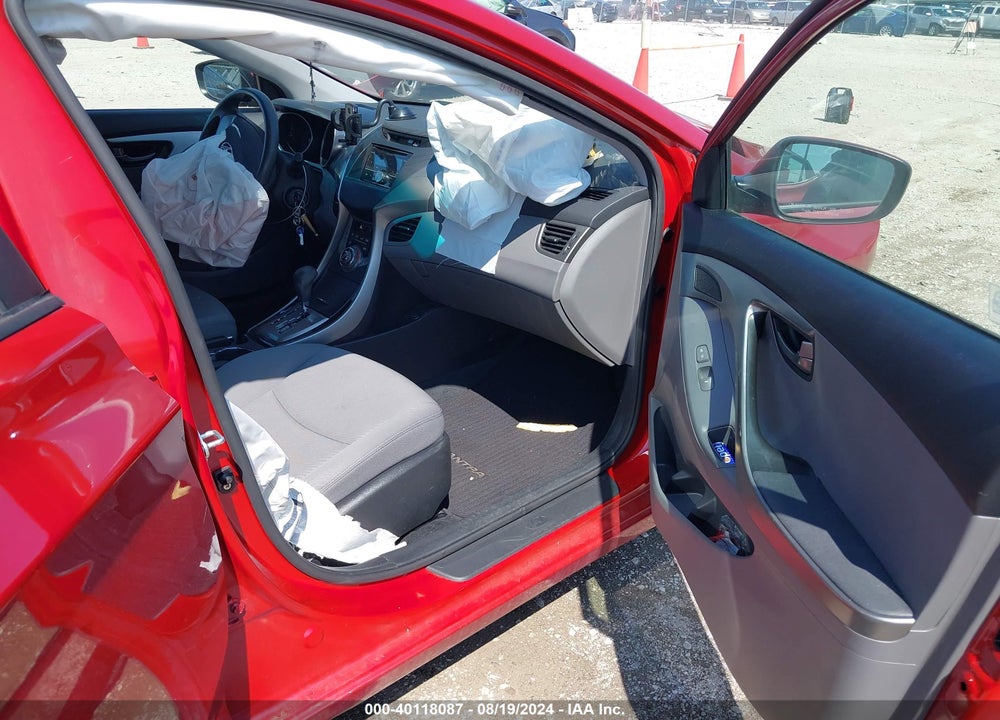 2013 HYUNDAI ELANTRA GLS VIN: KMHDH4AE6DU016841
