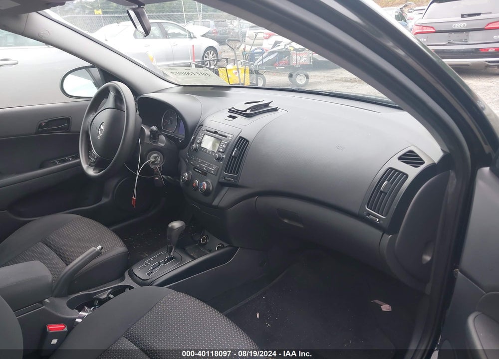 2011 HYUNDAI ELANTRA TOURING GLS VIN: KMHDB8AE3BU110973