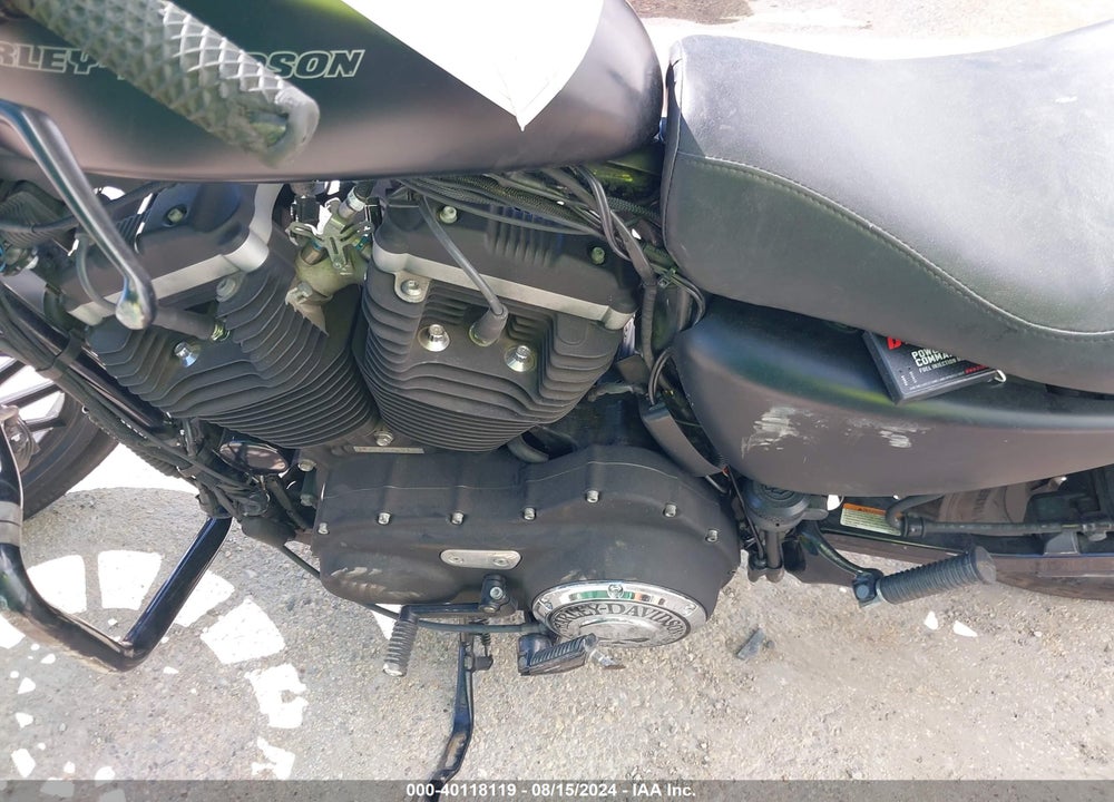 2010 HARLEY-DAVIDSON XL883 N VIN: 1HD4LE21XAC422612