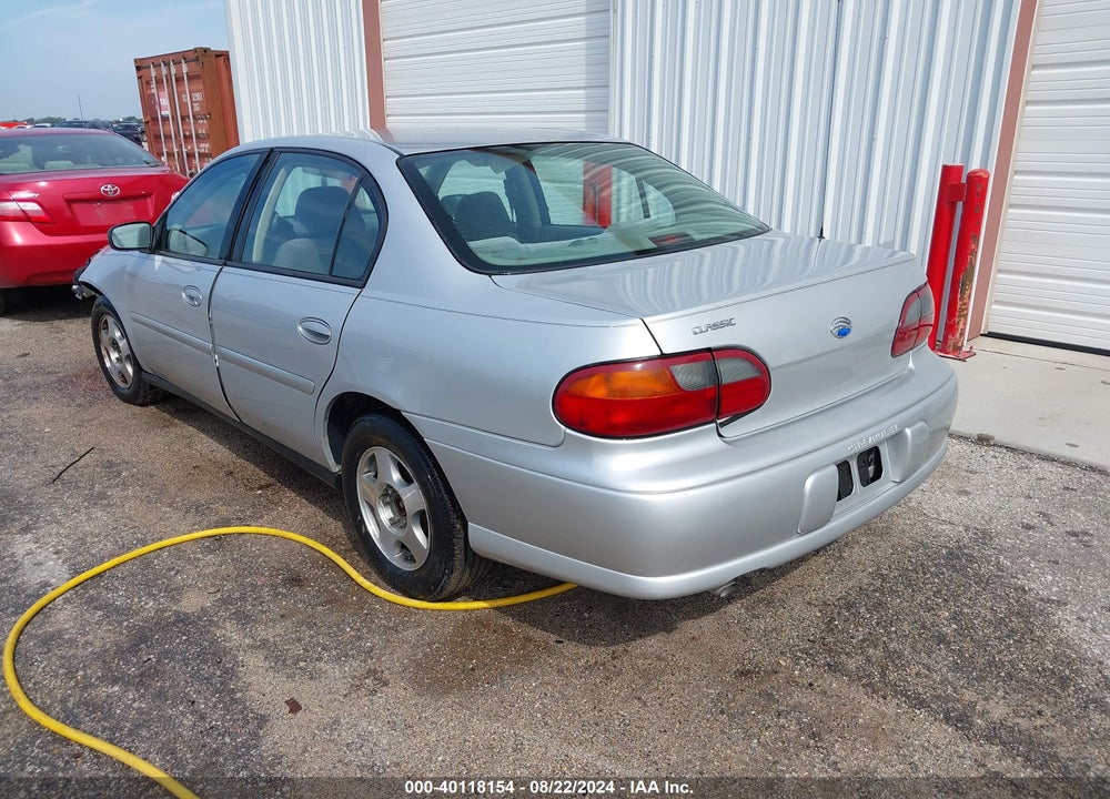 2005 CHEVROLET CLASSIC VIN: 1G1ND52F35M215647
