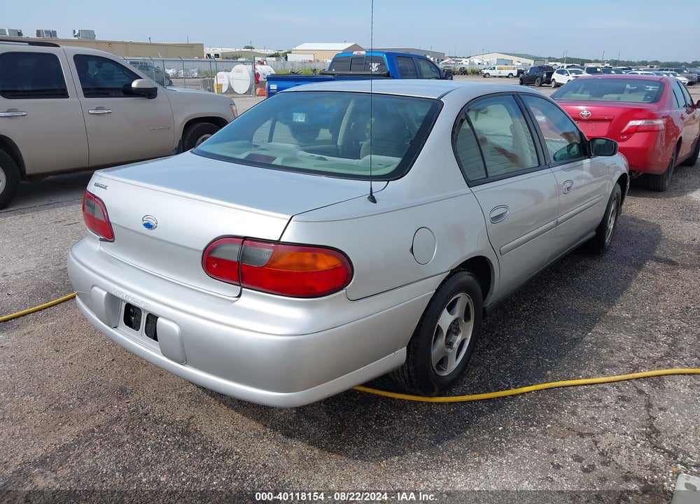 2005 CHEVROLET CLASSIC VIN: 1G1ND52F35M215647