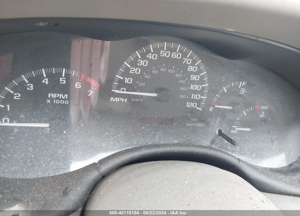 2005 CHEVROLET CLASSIC VIN: 1G1ND52F35M215647