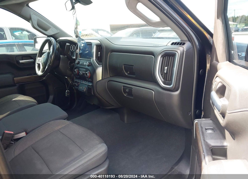 2019 CHEVROLET SILVERADO 1500 LT VIN: 3GCUYDED2KG106560