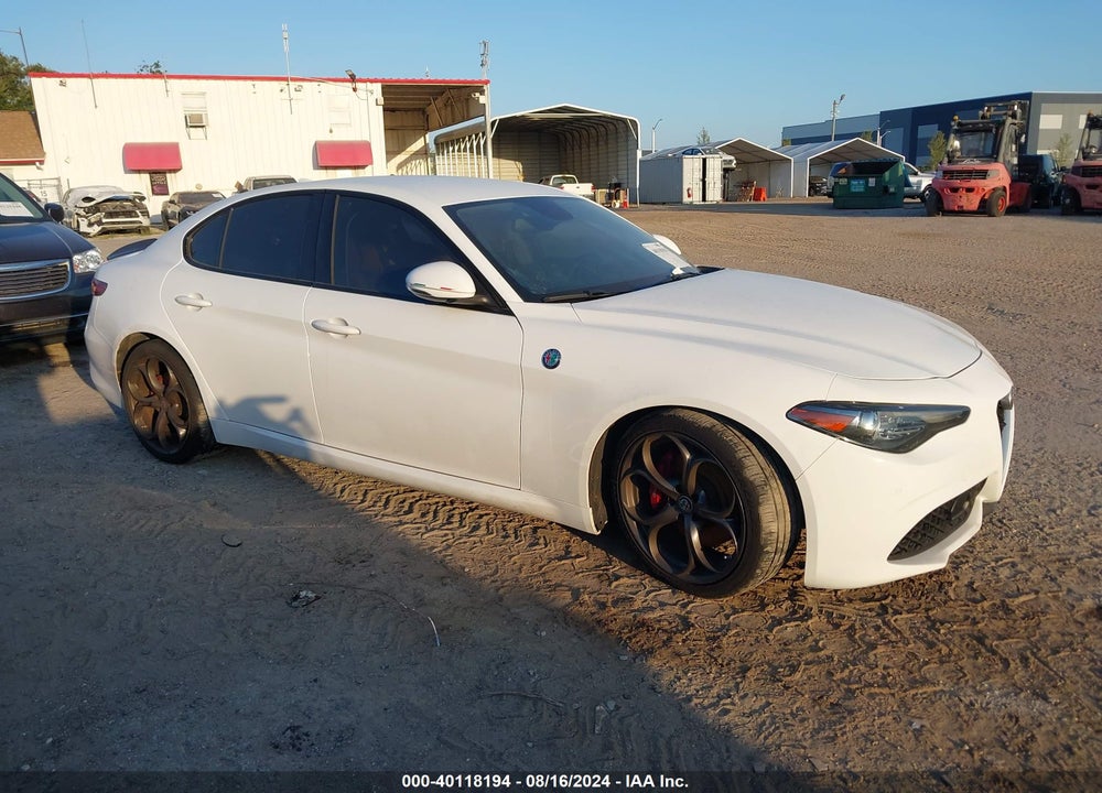 2017 ALFA ROMEO GIULIA TI RWD VIN: ZARFAECN5H7552372