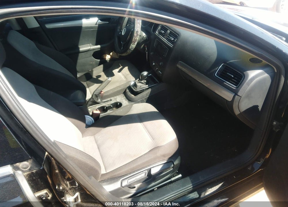 2017 VOLKSWAGEN JETTA 1.4T S VIN: 3VW2B7AJ0HM335753