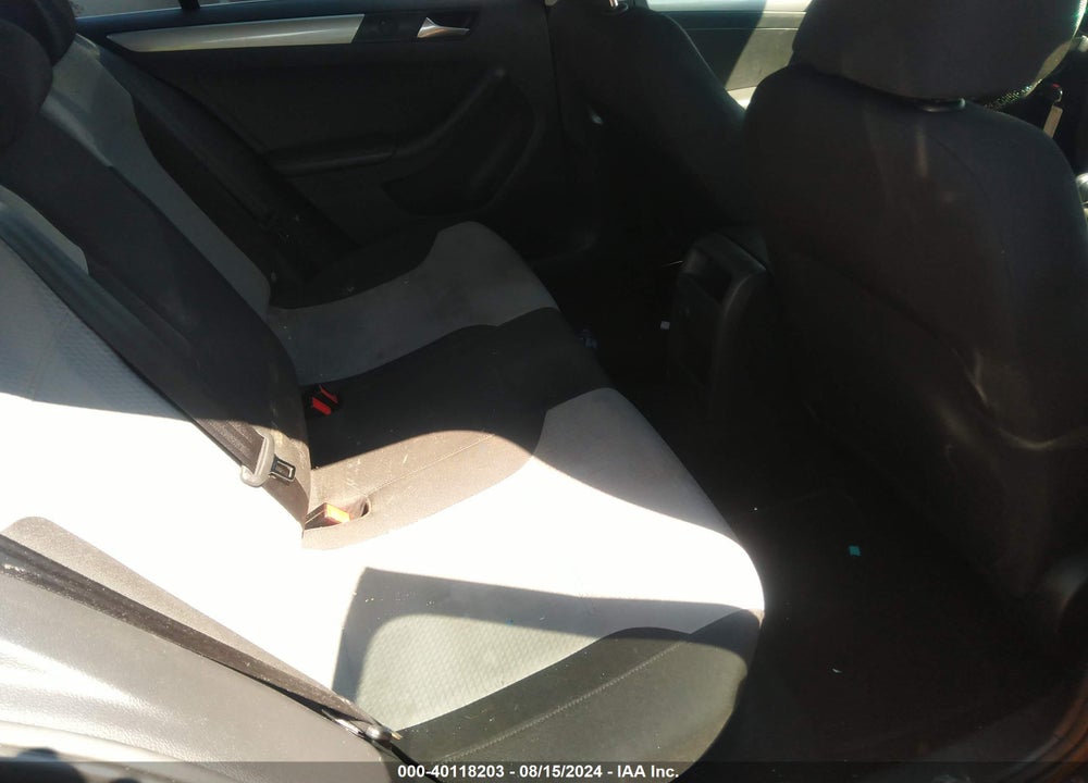 2017 VOLKSWAGEN JETTA 1.4T S VIN: 3VW2B7AJ0HM335753