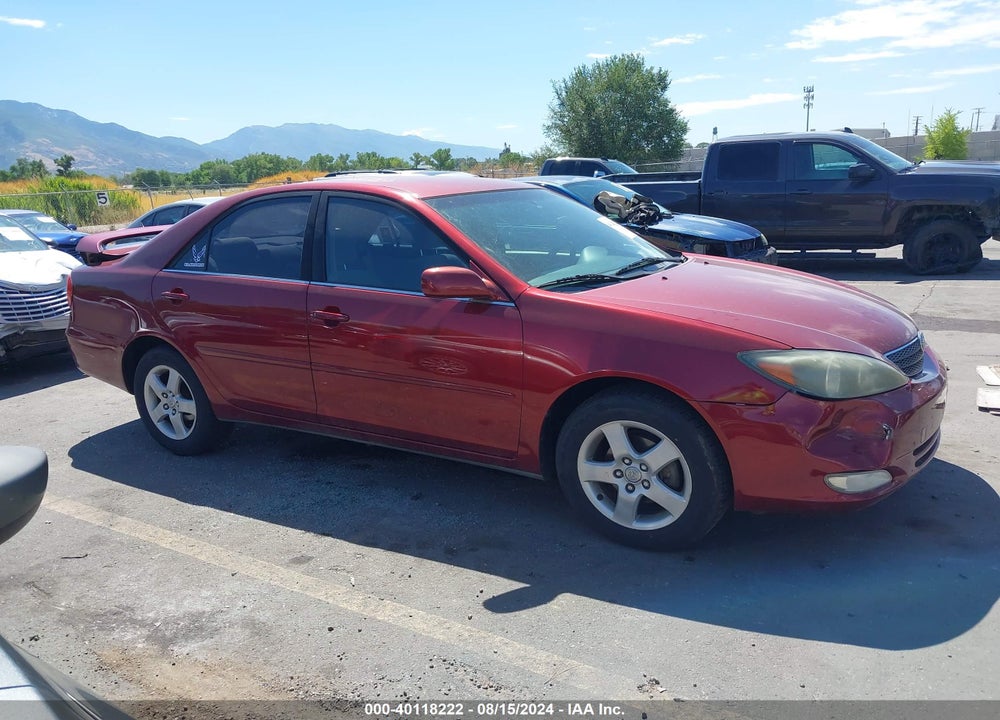 2002 TOYOTA CAMRY SE VIN: JTDBE32K820108198