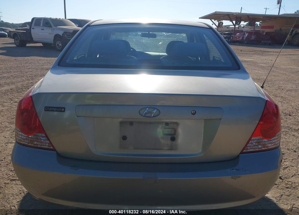 2005 HYUNDAI ELANTRA GLS/GT VIN: KMHDN46D05U153574