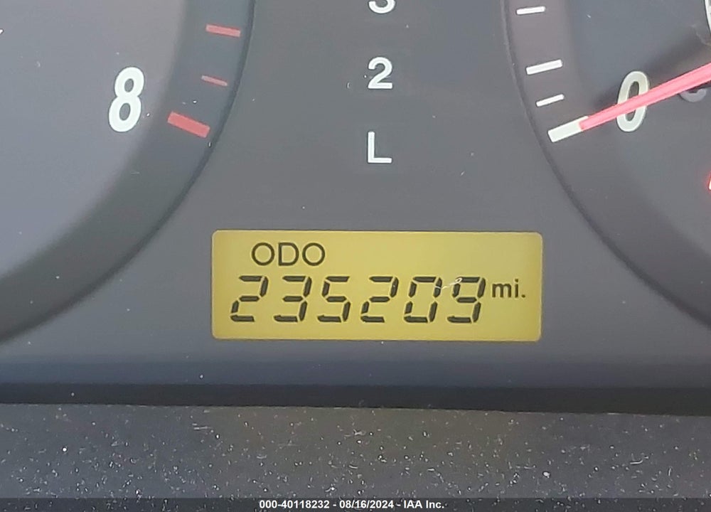2005 HYUNDAI ELANTRA GLS/GT VIN: KMHDN46D05U153574