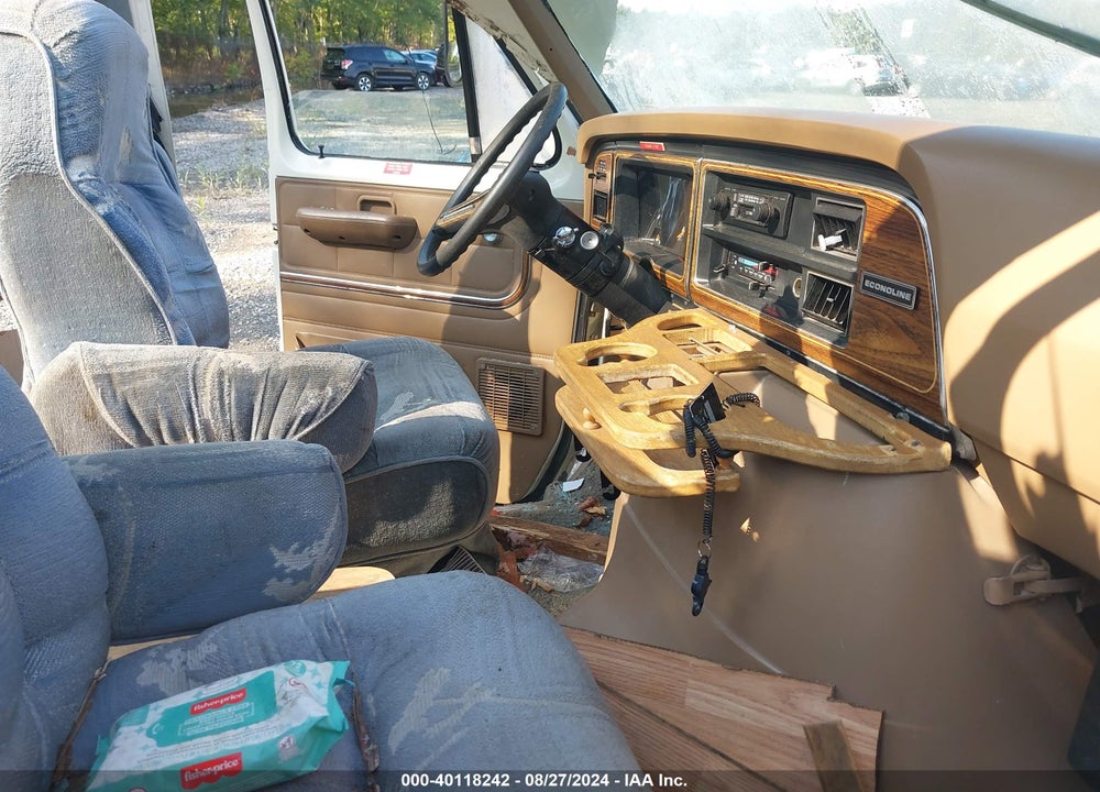 1989 FORD ECONOLINE E350 CUTAWAY VAN VIN: 1FDKE30G1KHA10576