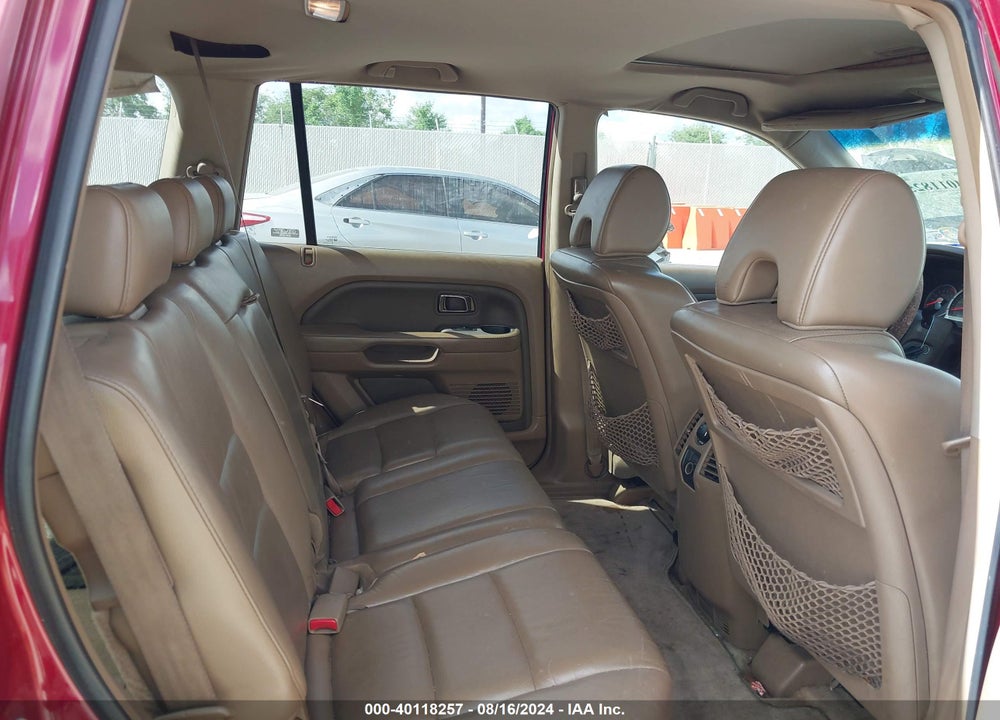 2006 HONDA PILOT EX-L VIN: 5FNYF28526B026302