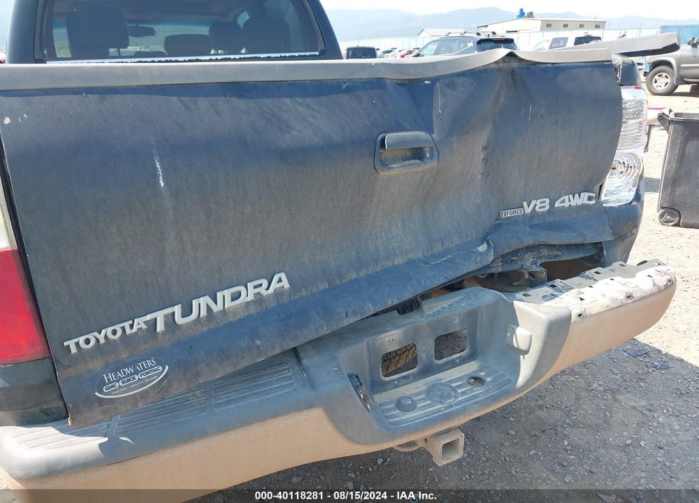 2005 TOYOTA TUNDRA LIMITED V8 VIN: 5TBDT48105S473813