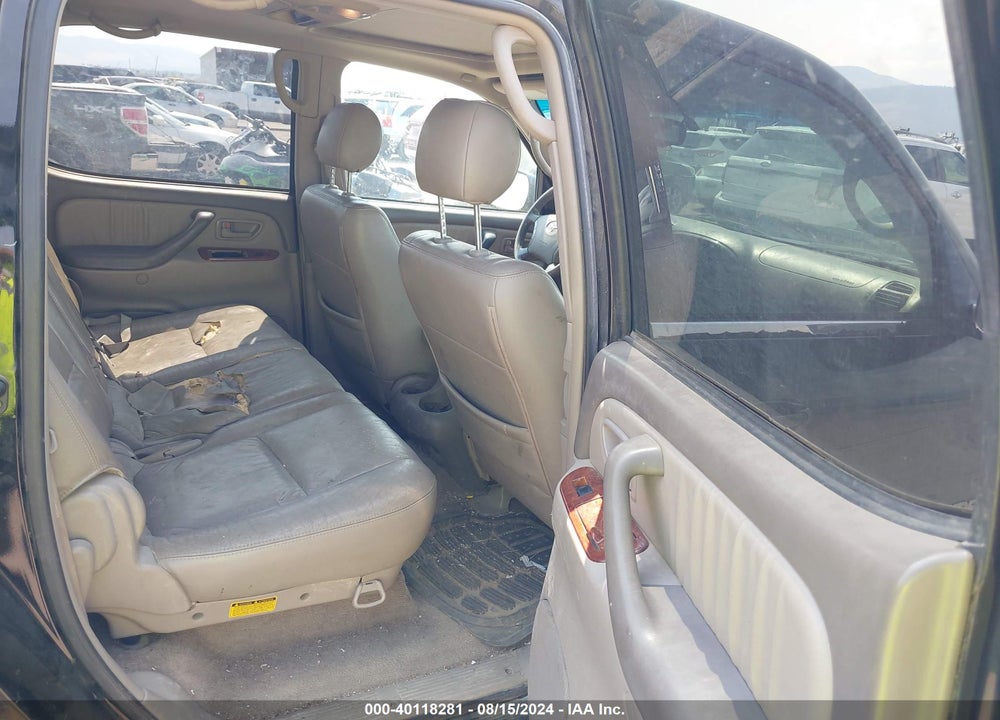 2005 TOYOTA TUNDRA LIMITED V8 VIN: 5TBDT48105S473813